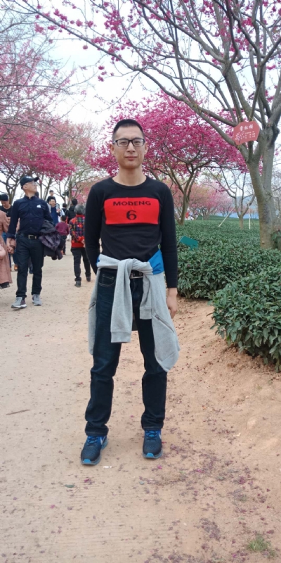 小梁的第一张照片--漳平相亲网