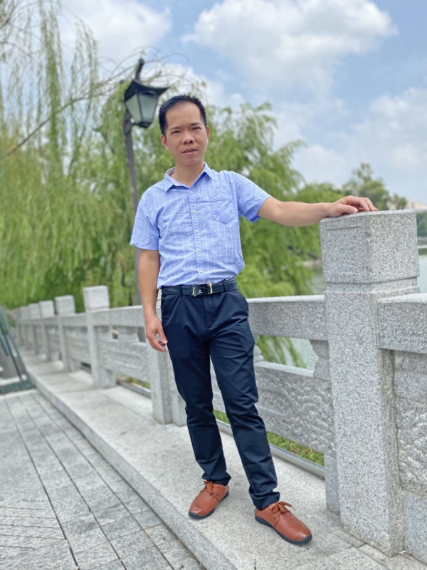 奇峰向阳的第一张照片--漳平相亲网