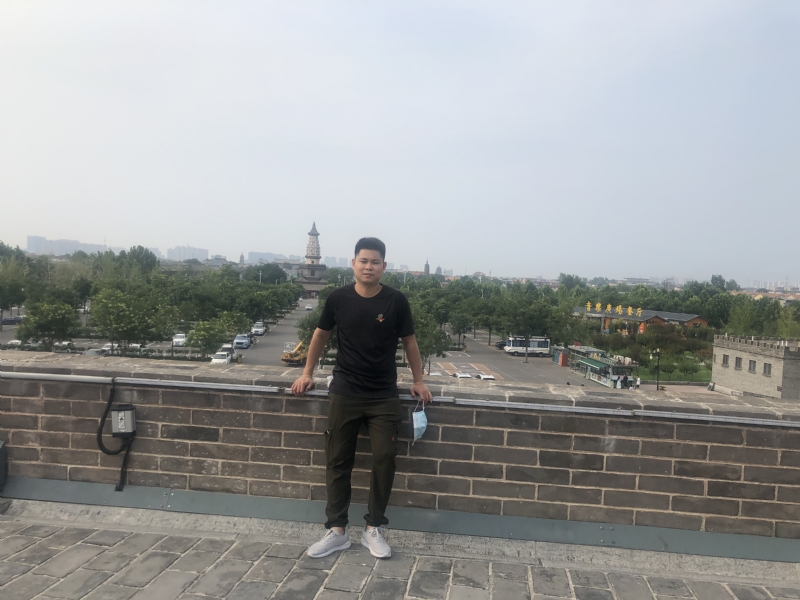 123.向左向右的第一张照片--漳平相亲网