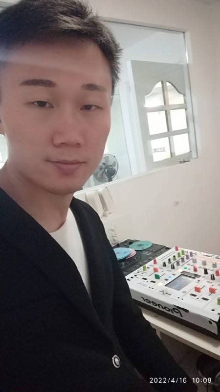 林锋的第二张照片--漳平相亲网