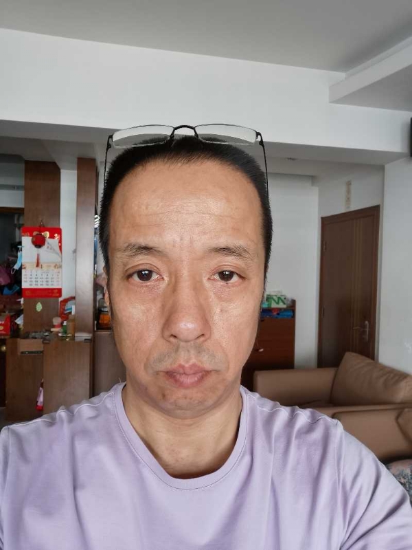 萨博的第一张照片--漳平相亲网
