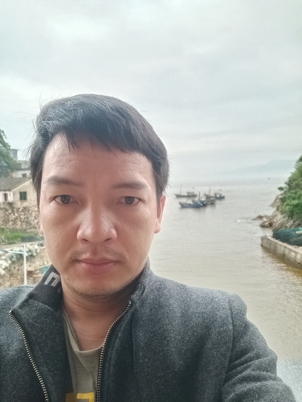啊亮的第一张照片--漳平相亲网